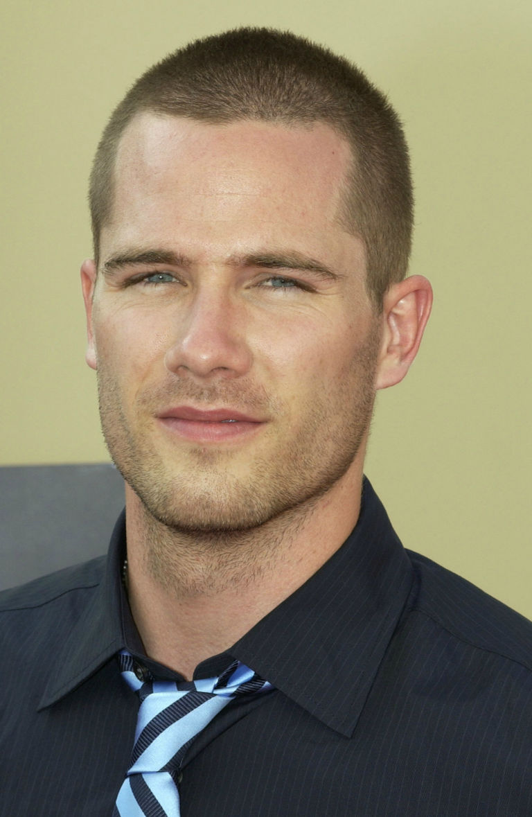 Quotes from Luke Macfarlane Luke Macfarlane