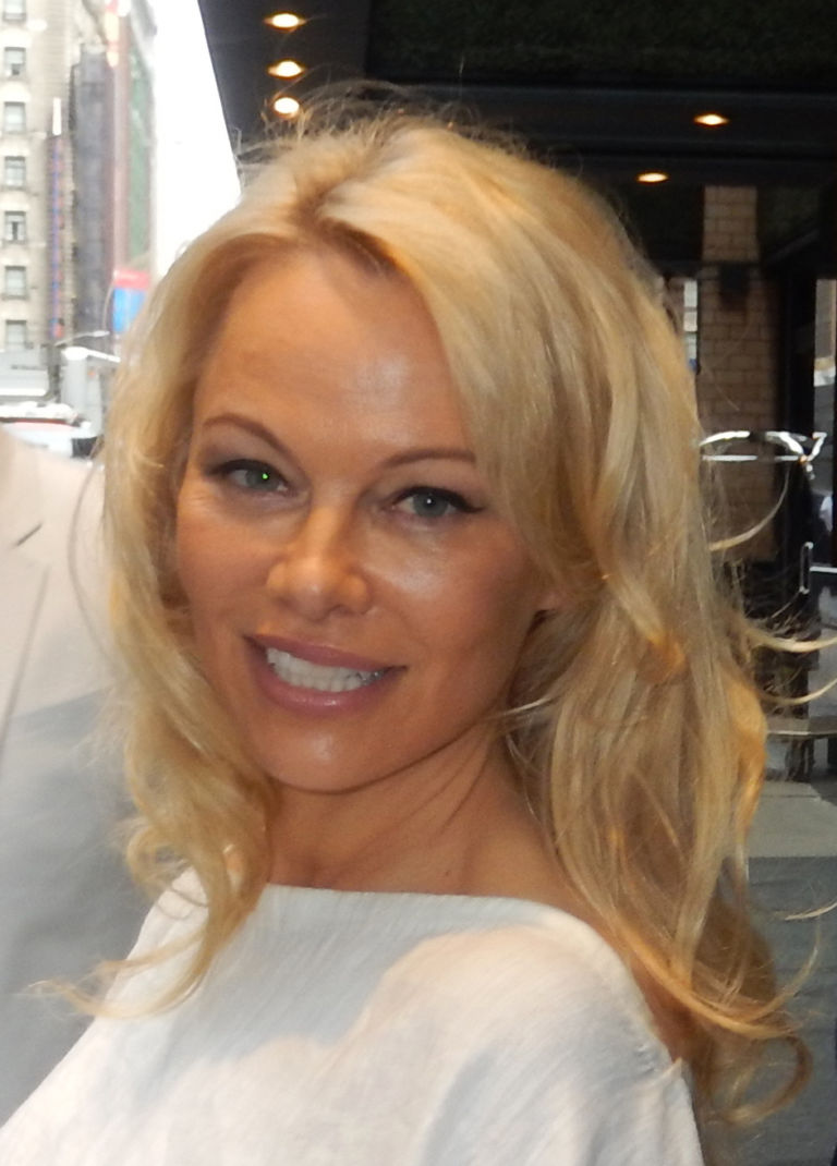 Quotes from Pamela Anderson Pamela Anderson