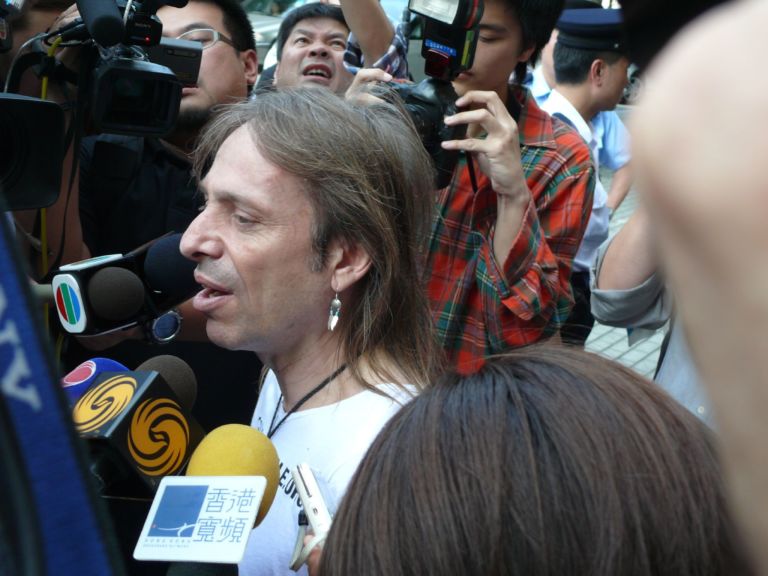 Quotes from Alain Robert Alain Robert