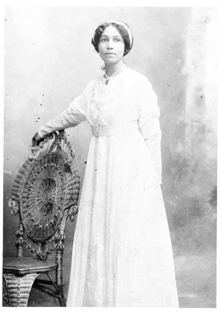 Quotes from Anne Spencer Anne Spencer