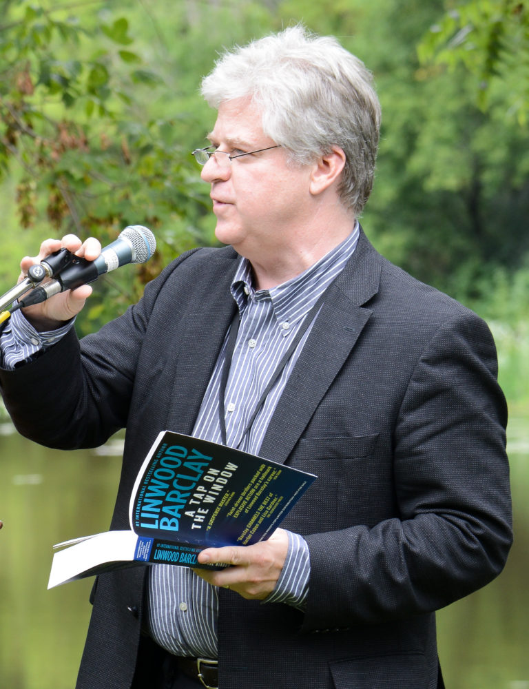 Quotes from Linwood Barclay Linwood Barclay