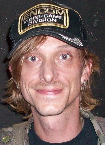 Quotes from Mackenzie Crook Mackenzie Crook