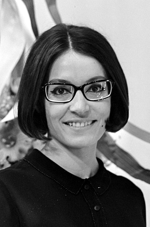 Quotes from Nana Mouskouri Nana Mouskouri
