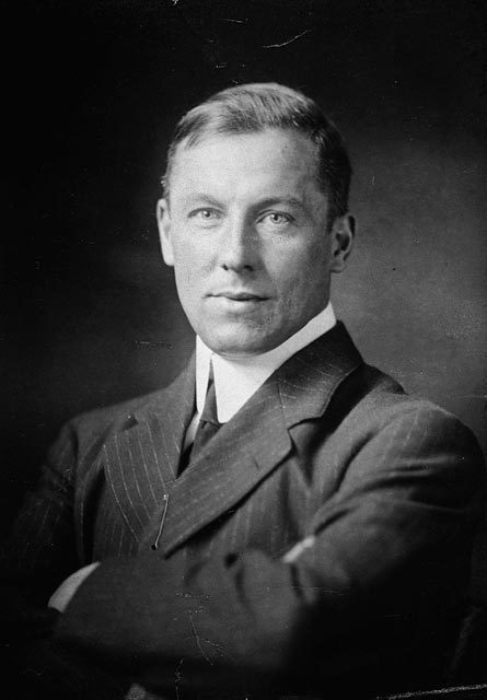 Quotes from Robert W. Service Robert W. Service