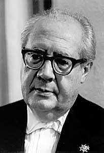 Quotes from Andrés Segovia Andrés Segovia